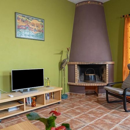 Mary'S Paradise Apartment With Panoramic Sea View To Kakia Thalassa And Daskalio Keratea Buitenkant foto